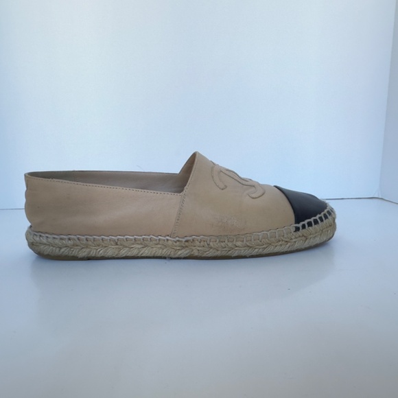 CHANEL Beige/Black Espadrilles, IT 40. As-Is Condition. - Picture 8 of 15